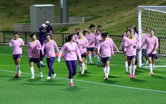 爱游戏-女足FIFA排名：中国女足世界第15下降一名 亚洲第3