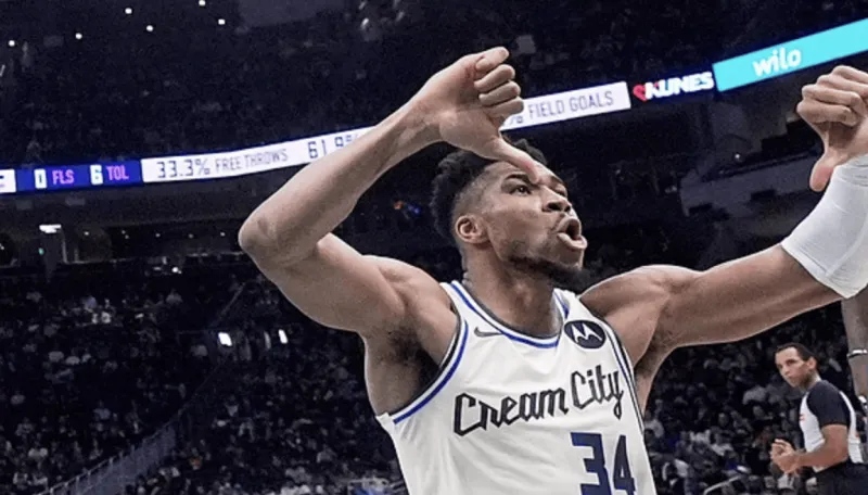 字母哥谈主场球迷嘘声：被嘘我就会回应，我觉得这并不公平